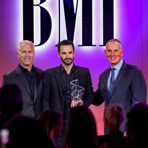 Johnny McDaid remporte le prix du président de BMI lors de la cérémonie de Londres 2026