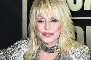 La star du Walk of Fame de Dolly Parton vandalisée