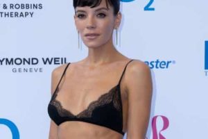 Lily Allen confirme la véritable raison de la réduction des effectifs nord-américains pour la tournée West End Girl