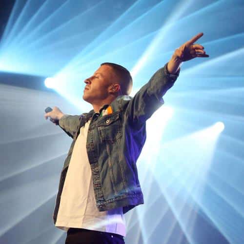 Macklemore fait don d'un million de dollars provenant de la tournée d'Ed Sheeran à l'aide à la Palestine