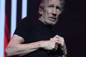 Roger Waters critique Ed Sheeran au milieu de la controverse sur la tournée Macklemore