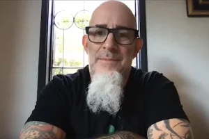 SCOTT IAN d&rsquo;ANTHRAX : « Pour rendre tout le monde heureux avec notre setlist, cela n&rsquo;arrivera jamais »