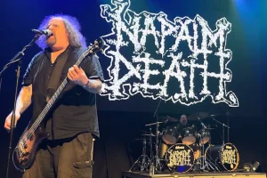 SHANE EMBURY dit que le prochain album de NAPALM DEATH n&rsquo;arrivera « probablement » pas avant fin 2027