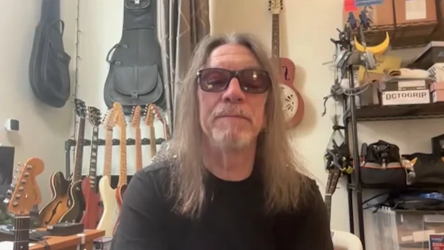 BLABBERMOUTH.NET