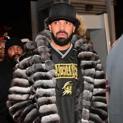 Drake suit BTS en boycottant les Grammy Awards
