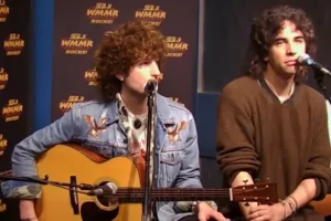 EVAN STANLEY et NICK SIMMONS rejettent l&rsquo;étiquette de « népotisme » pour leur projet STANLEY SIMMONS : « C&rsquo;est ce que nous ferions si personne ne regardait »
