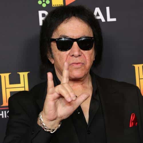 Gene Simmons est heureux que KISS ait arrêté sa tournée : "Vous devez respecter les fans"