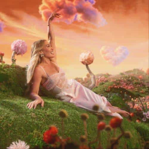 Hilary Duff entre dans le monde du Dr Seuss avec la nouvelle chanson CATastrophe