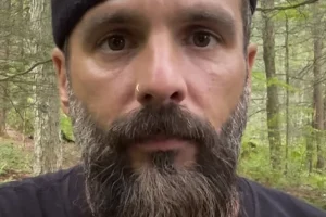 JESSE LEACH de KILLSWITCH ENGAGE est prêt à sortir un nouvel « EP ou quelques chansons » au lieu de se concentrer sur la création d&rsquo;un album complet