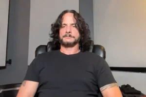 KENNY HICKEY : LE TYPE O NÉGATIF ​​est « plus grand que jamais », grâce à TikTok