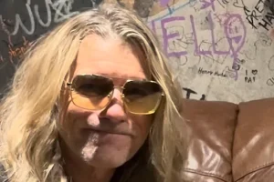 KORY CLARKE de WARRIOR SOUL explique le retard dans la finalisation du nouvel album &lsquo;Rock &lsquo;Em, Sock &lsquo;Em&rsquo;
