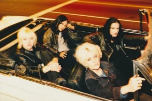 L7 partage son nouveau single « Loma Linda » basé sur la démo de 2003