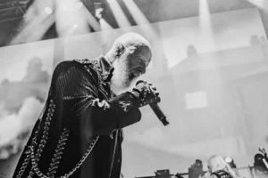 La star de Judas Priest quitte le groupe