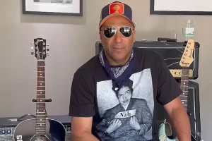 Les groupes de heavy metal devraient-ils être plus politiques dans leur message ? TOM MORELLO intervient