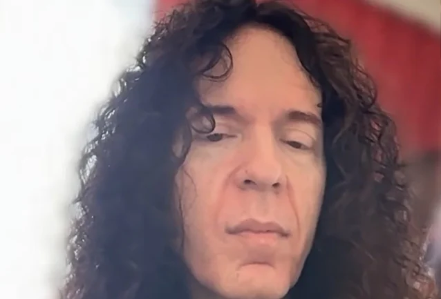 BLABBERMOUTH.NET