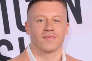 Macklemore soutenu par Hozier et Kneecap lors du premier concert-bénéfice pour la Palestine