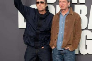 Oasis « arrête la vente d&rsquo;enregistrements inédits »