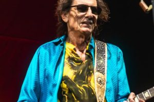 Ronnie Wood dit que les projets de tournée des Rolling Stones sont au point mort car Keith Richards n&rsquo;est pas enthousiaste