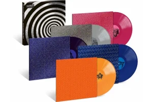 THE SMASHING PUMPKINS annonce la réédition du 30e anniversaire de « The Airplane Flies High »