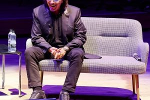 Tony Iommi récolte plus de 15 000 £ pour la bourse du Royal Birmingham Conservatoire