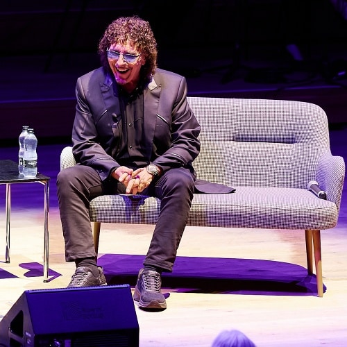 Tony Iommi récolte plus de 15 000 £ pour la bourse du Royal Birmingham Conservatoire